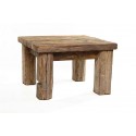 Stolik kwadratowy ze starego drewna ciosanego ręcznie